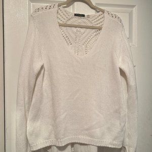 FLYO Delicate White Sweater with Crochet Lace Back